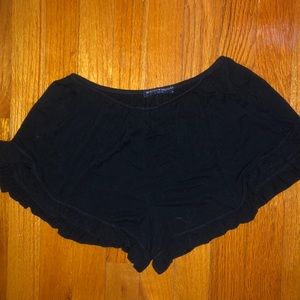 Black flows Brandy Melville shorts